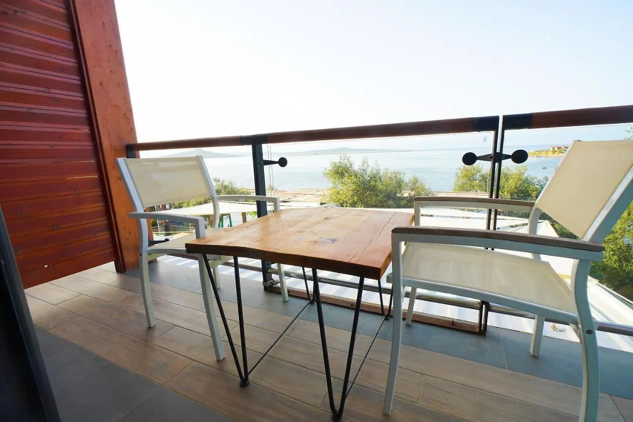Qcunda Otel Ayvalik Hotel