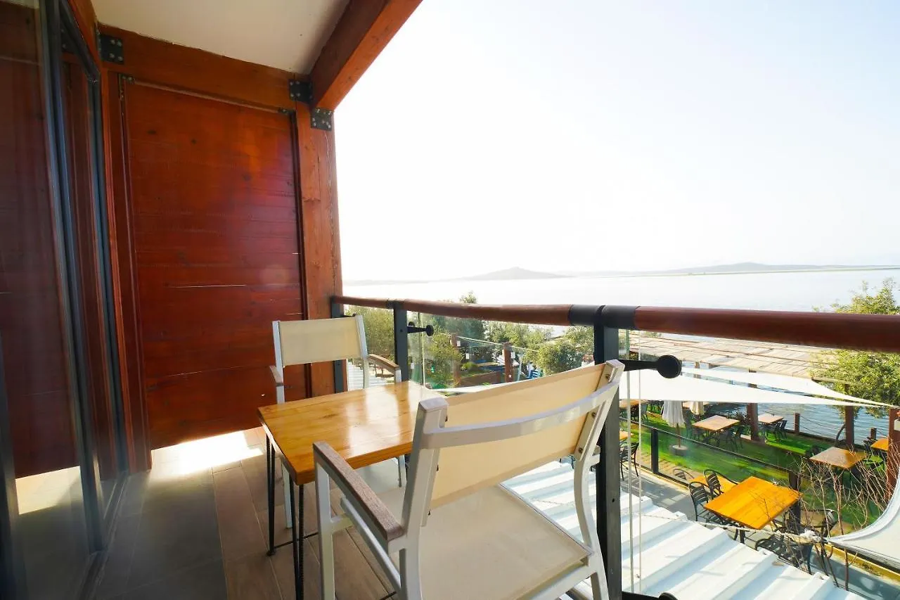 Qcunda Otel Ayvalik
