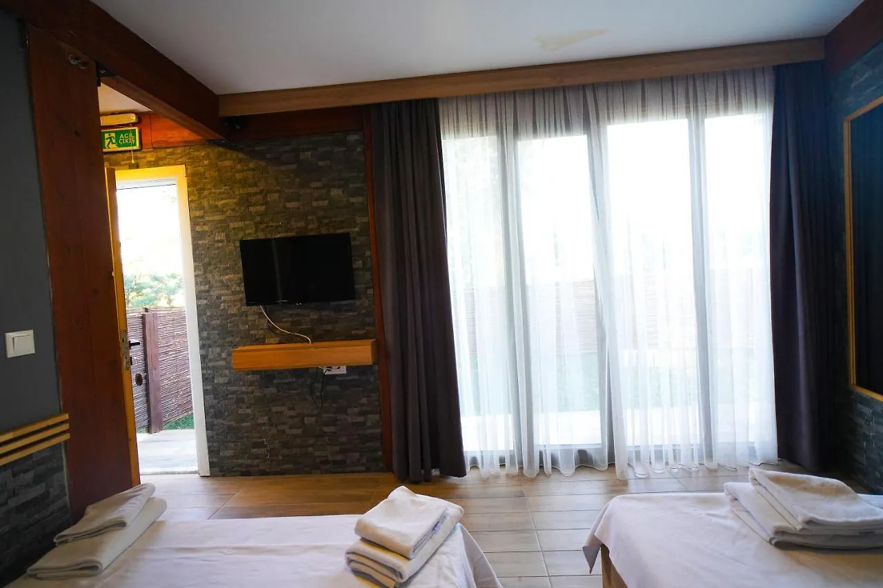Hotel Qcunda Otel Ayvalik Turkey