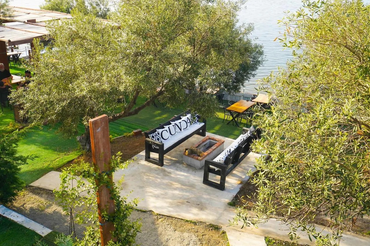Qcunda Otel Ayvalik 0*,